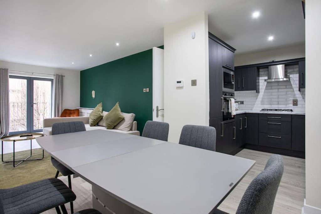 Luxury, Sleeps 6, City Centre Belfast Exteriér fotografie