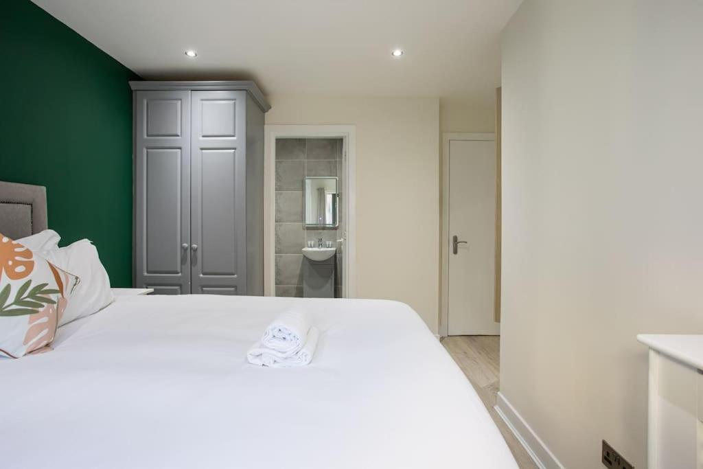 Luxury, Sleeps 6, City Centre Belfast Exteriér fotografie
