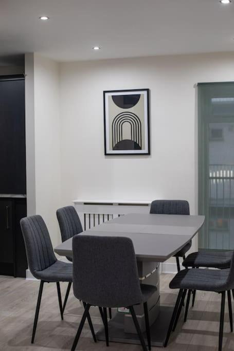Luxury, Sleeps 6, City Centre Belfast Exteriér fotografie