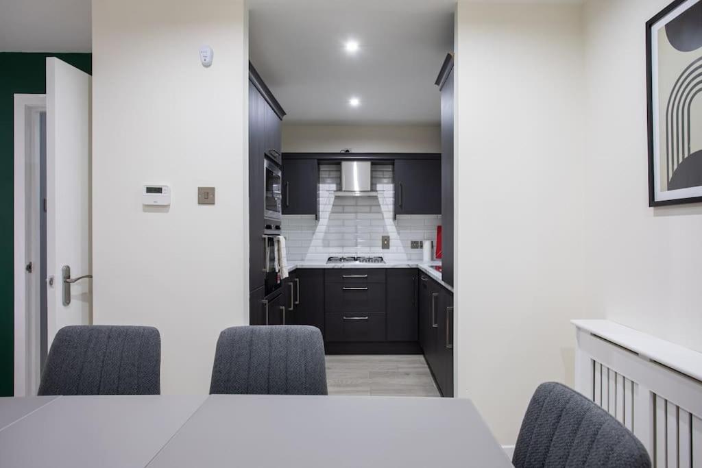 Luxury, Sleeps 6, City Centre Belfast Exteriér fotografie