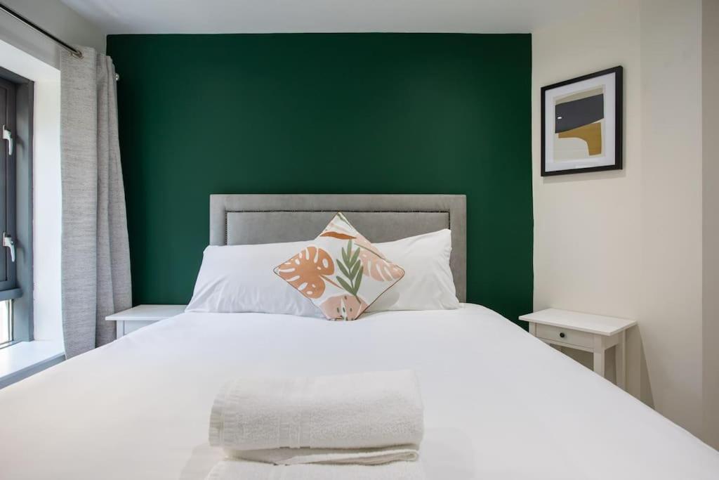 Luxury, Sleeps 6, City Centre Belfast Exteriér fotografie