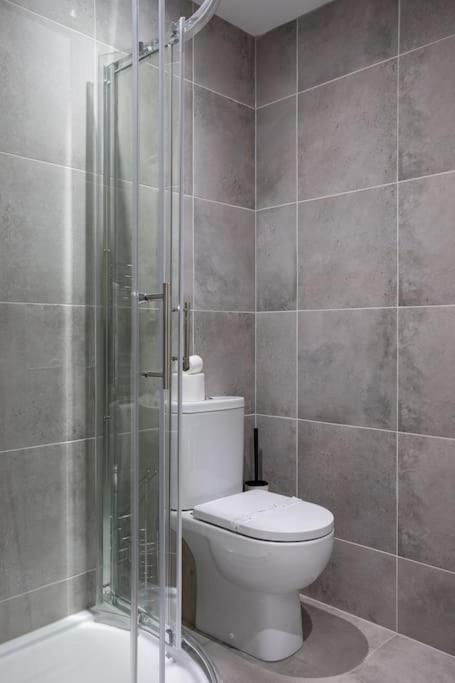 Luxury, Sleeps 6, City Centre Belfast Exteriér fotografie