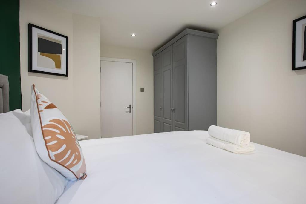 Luxury, Sleeps 6, City Centre Belfast Exteriér fotografie