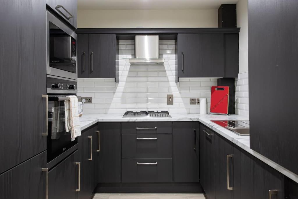 Luxury, Sleeps 6, City Centre Belfast Exteriér fotografie